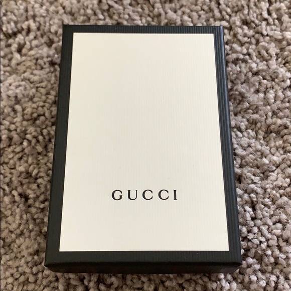 Gucci card holder - Picture 1 of 3